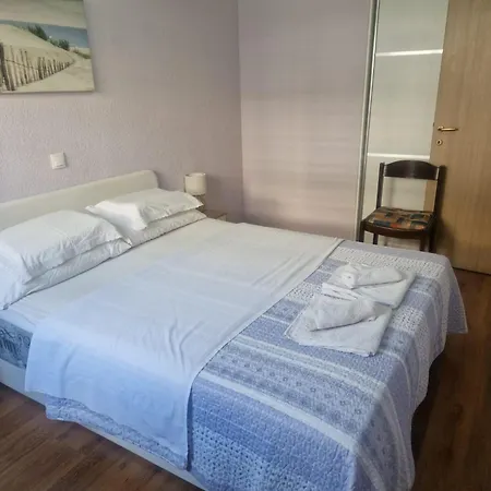 Mikuljan Apartments- Free Parking -5 Min By Walk To Split