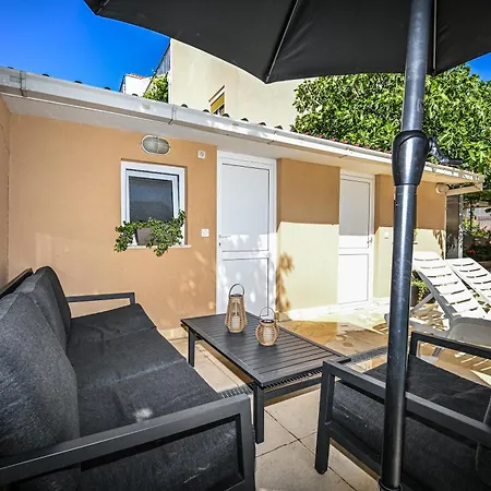 Mikuljan Apartments- Free Parking -5 Min By Walk To Stobrec