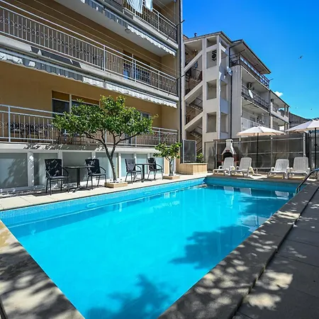 Mikuljan Apartments- Free Parking -5 Min By Walk To * Stobrec